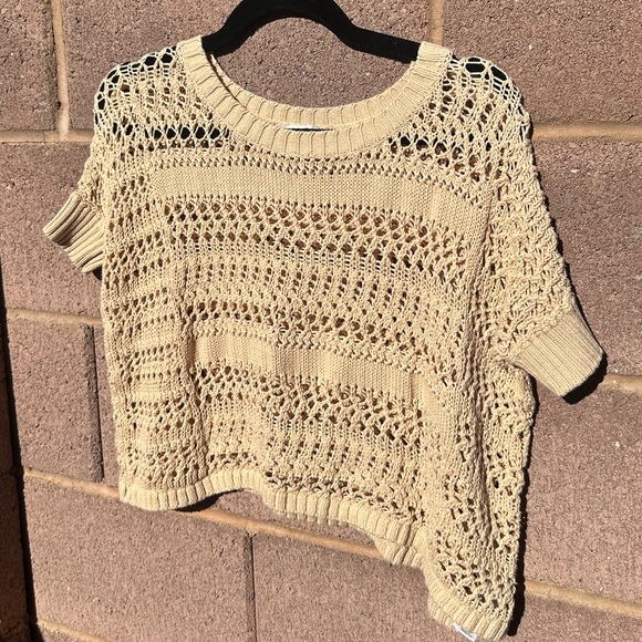 Women’s casual summer fun tops crochet HM size SP, stripe M tie top, LS crop top - Picture 5 of 15